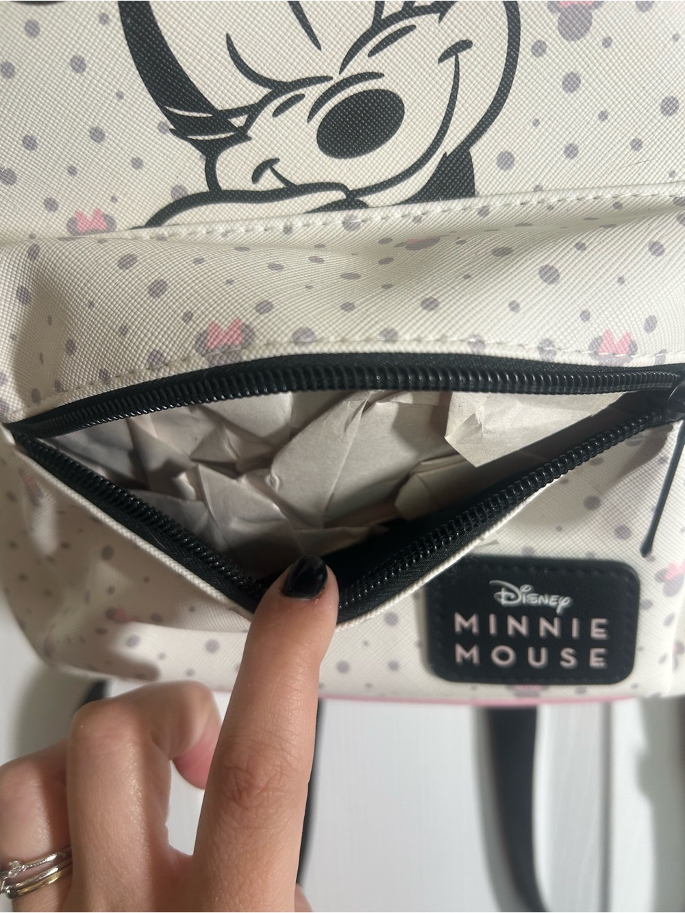 NWT Minnie Mouse Mini Backpack - Picture 6 of 8